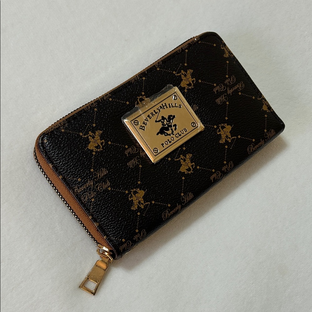 NWOT Beverly Hills Polo Club Gold Zipper Brown Tan Wallet